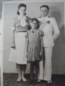 Мама (Майя Станиславовна) со своими родителями