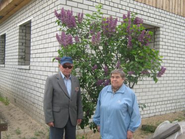  Сын -Синиченко Иван 1923гр. Проживает в Латвии. Дочь- Мария,проживает в Брянске.