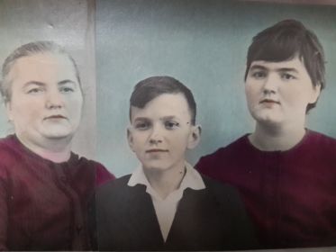Жена, сын и дочь. 1960-е годы