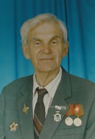 Родной брат Александров Валентин Андреевич