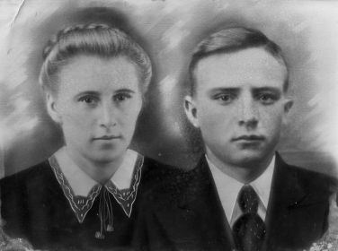 Со старшей сестрой Евгенией