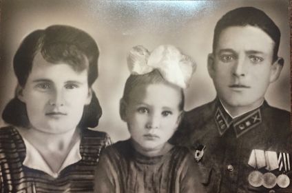 жена-Самусева(Христюк) дочь-Сбитнева(самусева) Валентина