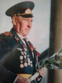Данильченко Александр Романович полковник (брат)