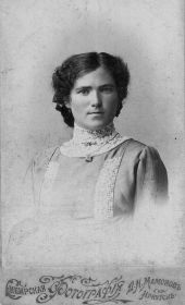 Мама - Белова Клавдия Ивановна, 1910.