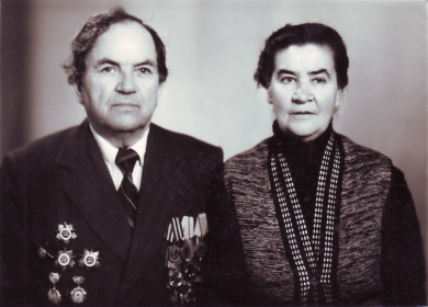 Пицык Г.К. со второй женой - Марфой Андреевной. 18.10.86.