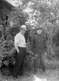 Н. А. Матвеев и его дядька Ливерий Александрович в Глотове.