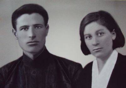 Иван и Федора (Феня) Богданченко май 1941 г.