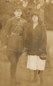 Сестра Дарья Тимофеевна с мужем. Фото 1925 г.
