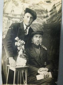 1938 год Брат Константин с отцом Николаем Николаевичем