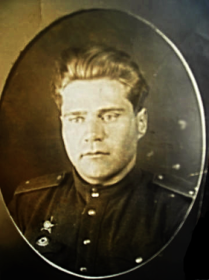 Василий Ильич Перепалов (1913-1975) брат.