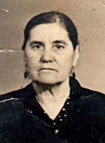 Анна Ильинична Букреева (Перепалова) (1907-19..) сестра.