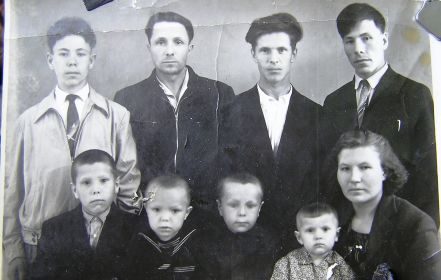 дочь Полина с мужем и дочерью
