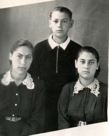 Тамара, Владимир и Анна