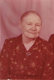 Полина