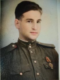 Виктор