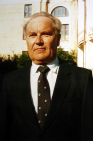 Анатолий