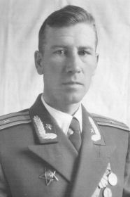 Михаил