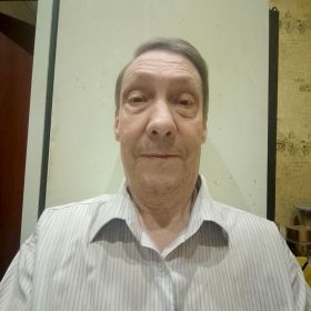 Геннадий