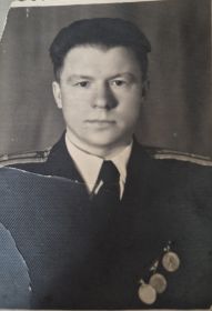 Виктор