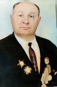 Михаил