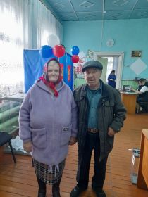 Геннадий