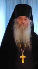 Виктор