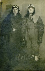 Илья Бариновский (1924г) и Константин Науменко (сержант)