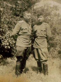 1945 год Гремсдорф. С капитаном Воробьёвым.