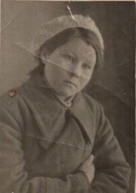 Гугнарева (Самарина) Евдокия Матвеевна 1944 год.