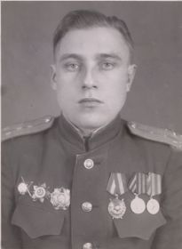 Иванов Константин Иннокентьевич http://moypolk.ru/soldiers/ivanov-konstantin-innokentevich