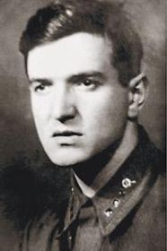 Б.М.Маркус,председатель совета ветеранов полка(фото военных лет)
