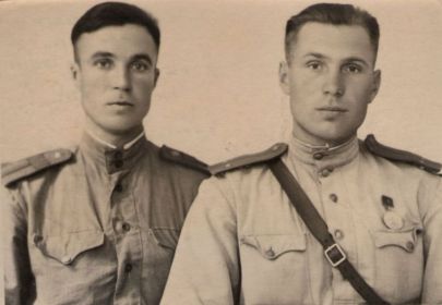 03.10.1943г. (слева комсорг (Шевелев П.И.), справа парторг батальона)