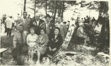 Черновцы 1981 год (фото прислано  внучкой Новичкова П.А.-Натальей  Веприцкой)