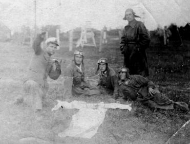 1938 год. Аэроклуб. Инструктаж перед полетами