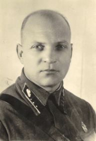 Лизюков Александр Ильич комкор 2 гвардейского стрелкового корпуса
