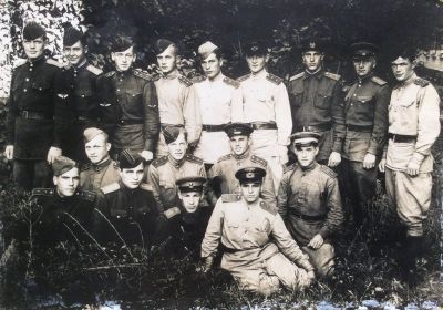 Выпускники училища 1944год