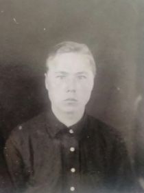 Колпаков Михаил Степанович, 1918-3.04.1943,убит в бою, Ленинградская область