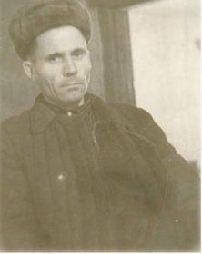 Карнаухов Василий Васильевич,1919 г.р.,вернулся