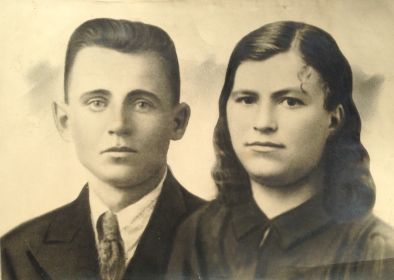 Дмитрий Васильевич с женой Марией Илларионовной. Фото 1930-х годов.