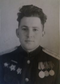 Брантов Василий Петрович, лейтенант/старший лейтенант, командир 2-го взвода 141-й огнемётной роты