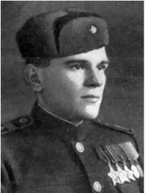Иванов Павел Иванович 02.02.1920 – старший сержант, командир расчета 120-мм минометной батареи 19 сп 90 сд.
