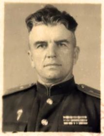 Варфоломеев Иван Степанович 16.01.1912 - гвардии подполковник, заместитель командира 173 СП полка по политчасти.