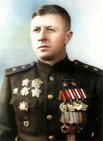 Родимцев Александр Ильич. Генерал-полковник, командир 32-го стрекового корпуса.