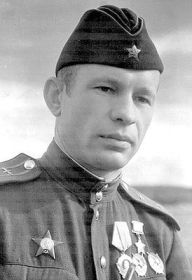 Зотов Матвей Иванович 28.09.43 - Герой Советского Союза, Генерал-майор авиации в запасе с 1960 г. умер в Москве 2.09.1970 г. Сбил лично: 19 самолетов.