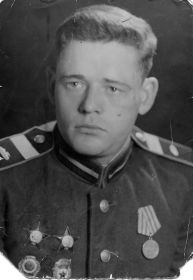 Разинов Михаил Григорьевич, гв. сержант, радист разведроты 1 гвардейской танковой бригады