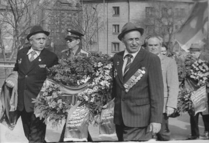 Папа и его стрелок- радист Касаткин Валентин