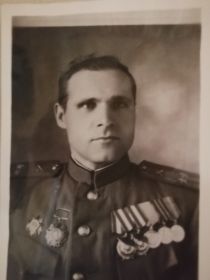 Командир полка-подполковник Рожманов  П.Ф.