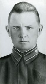 Ленец Иван Андреевич. Убит 16 марта 1942 под г. Холм.