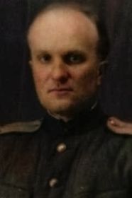 Гвардии старший лейтенант медицинской службы Литвинов Пётр Мартынович, военный фельдшер