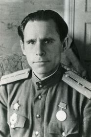 Афанасьев Арсений Федорович, 1910 г.р.Гвардии капитан. Начальник связи дивизиона 189-го гвардейского артиллерийского полка 56-й гвардейской дивизии.